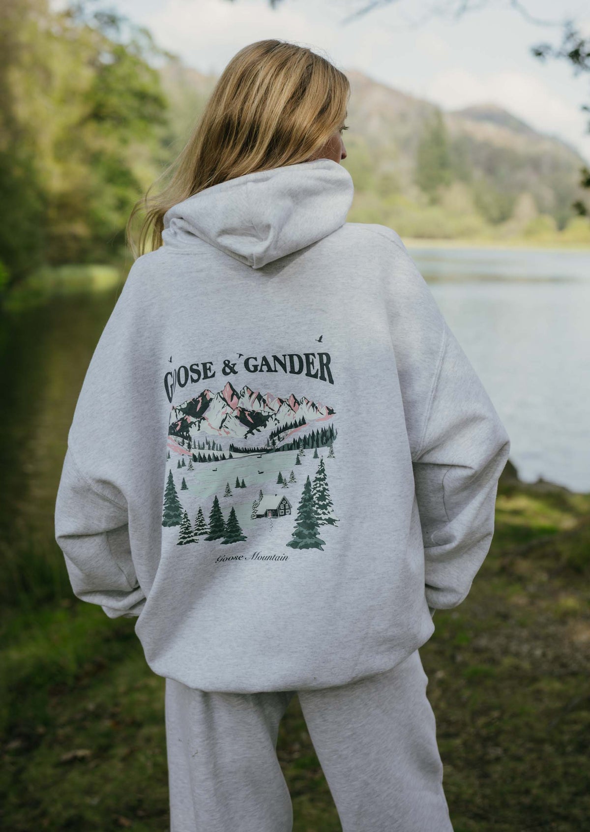 Mountain Hoodie - Ash Grey