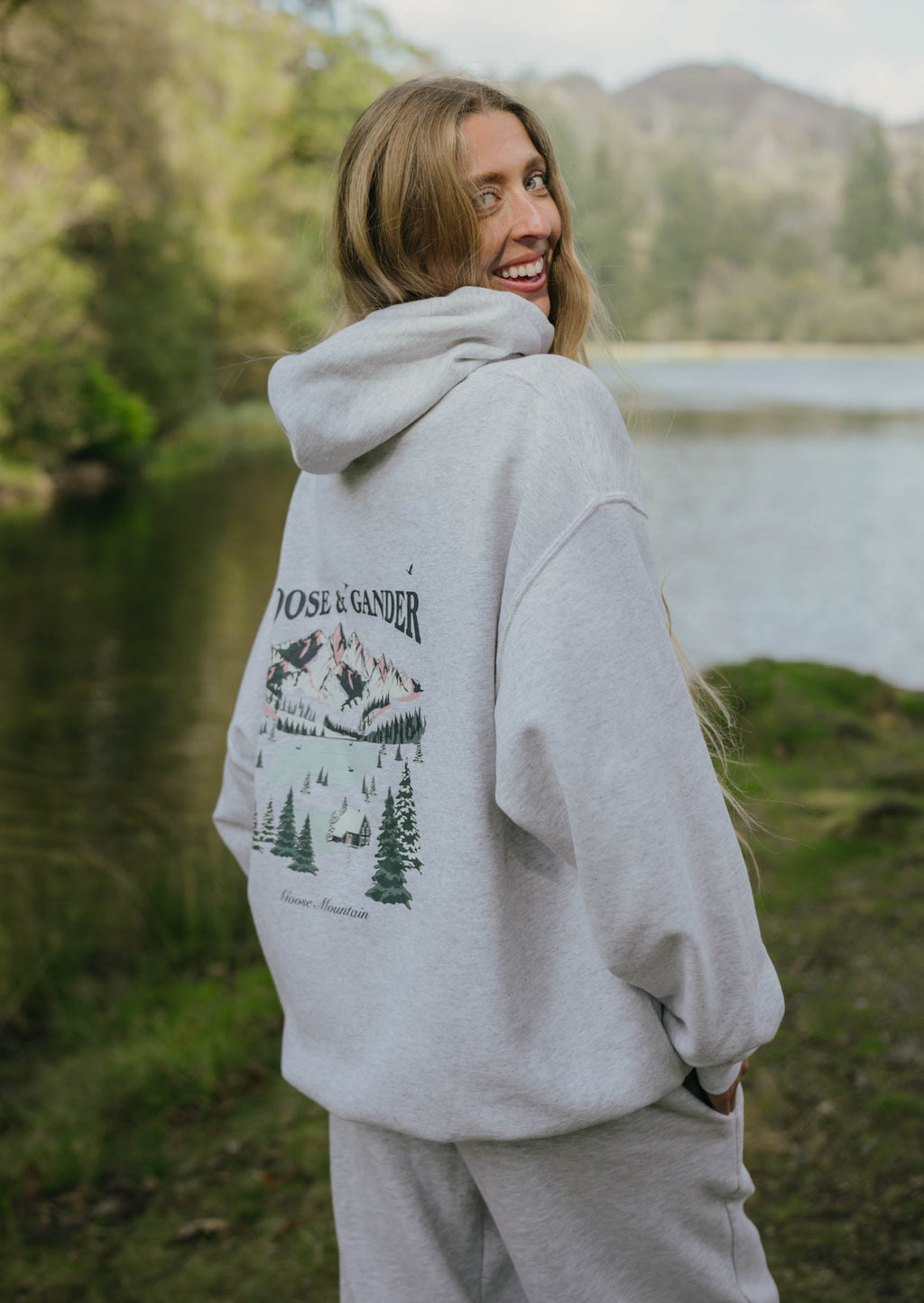Mountain Hoodie - Ash Grey